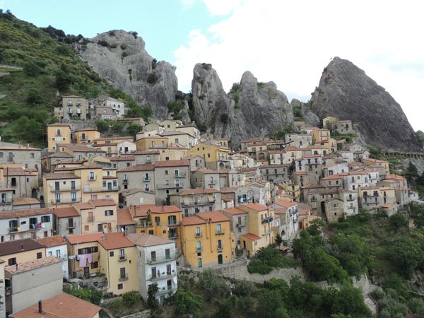 1922467015b68327057976b9fbbcbf92__basilicata-214.jpg