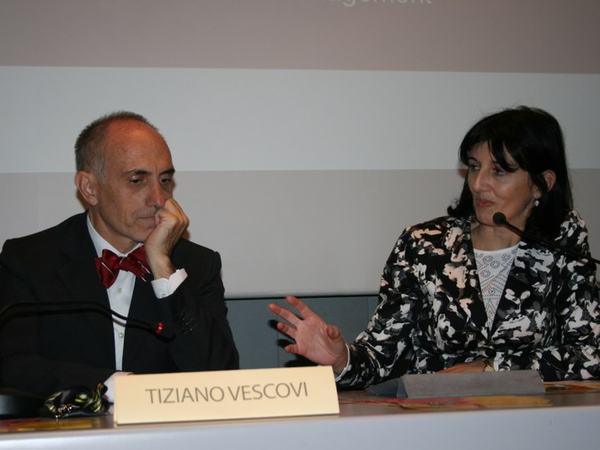 4857008c151edfe6426883d6906f6711__vescovi1.jpg