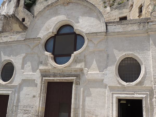 9b66bf8b91d928ce1b633a7d1a3ab107__basilicata-612.jpg